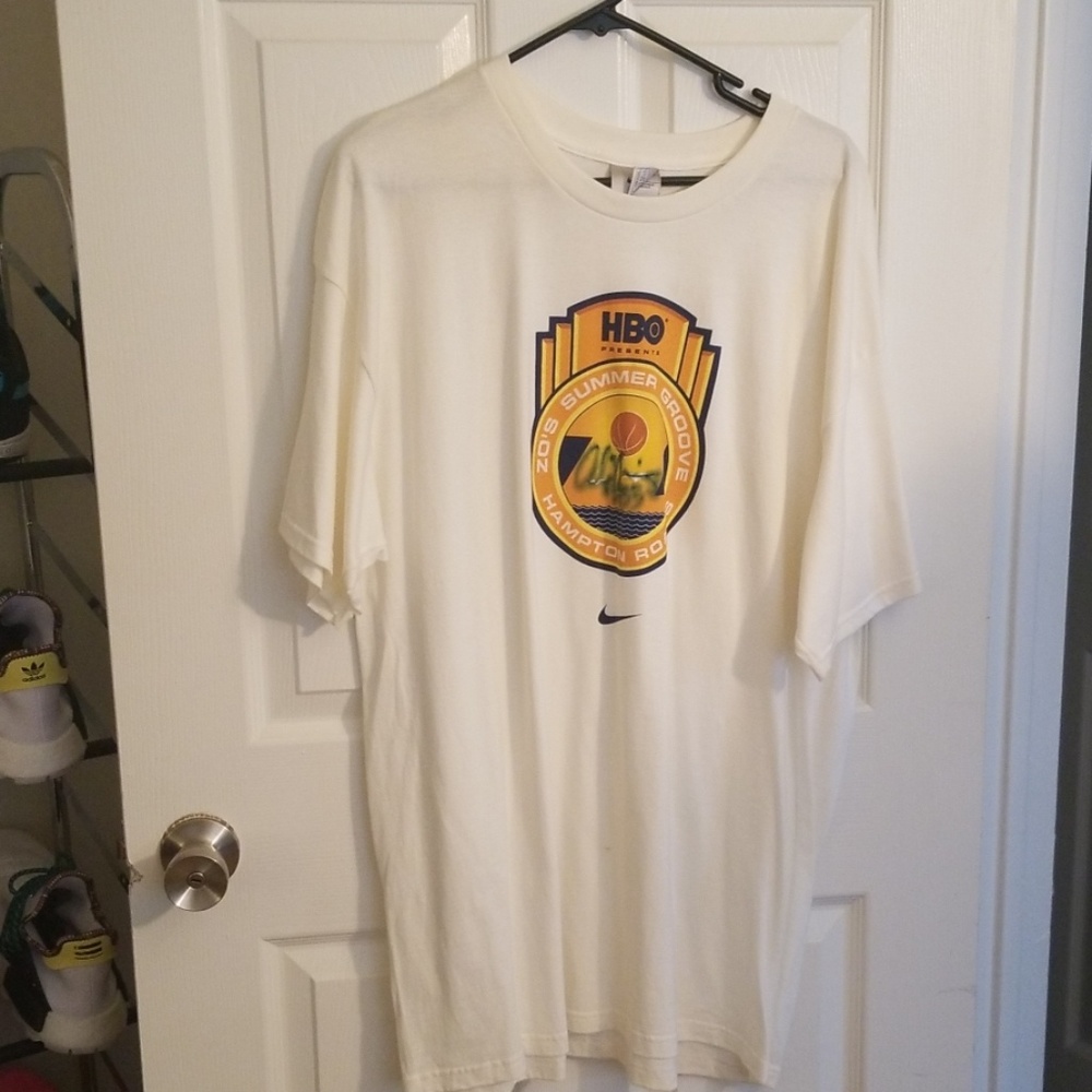 Alonzo mourning autographed shirt
